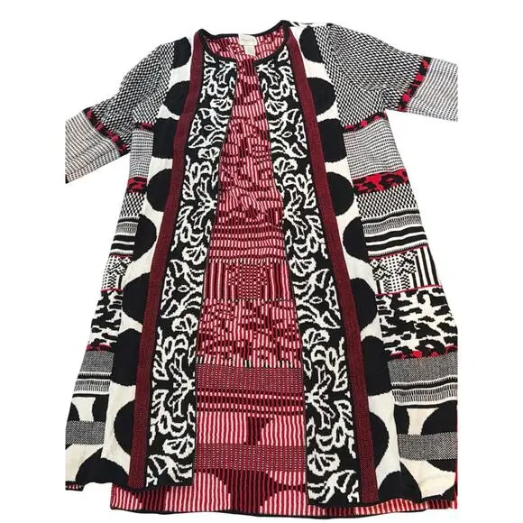 Chico’s Knit Multi Pattern Cardigan. Size 0 - Picture 3 of 4